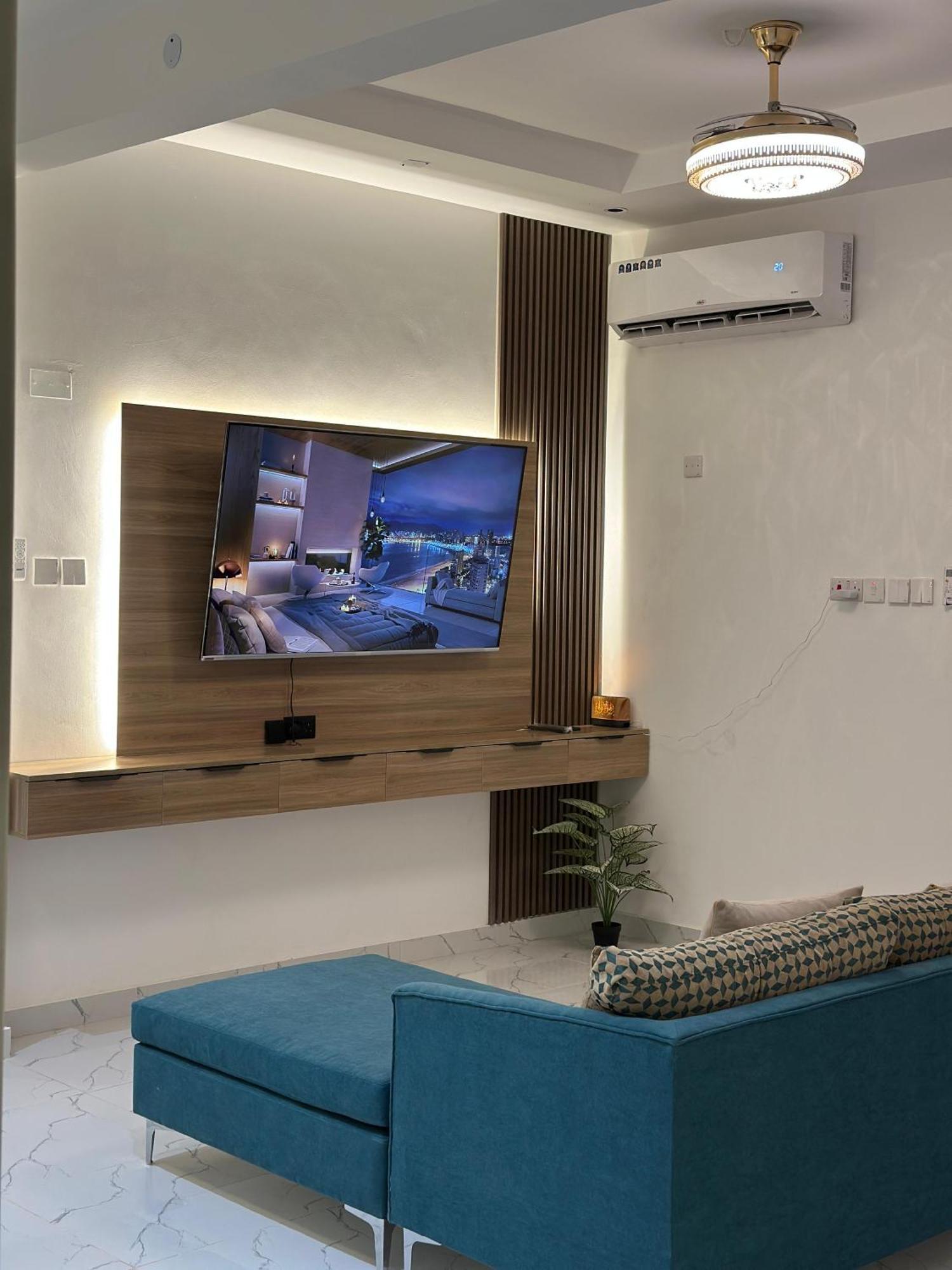 Apartment Luxury Wadi Front