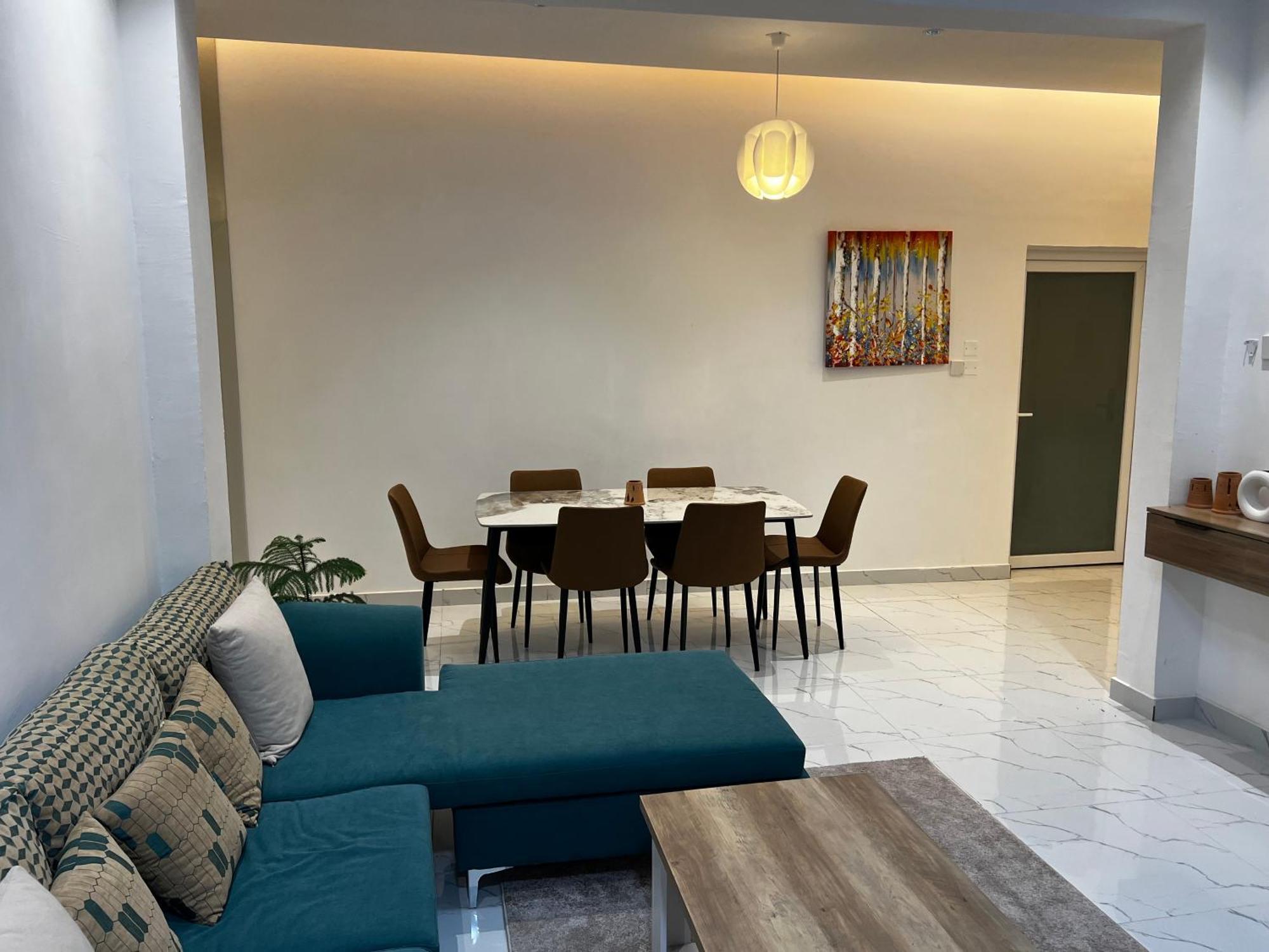 Luxury Wadi Front Apartment *